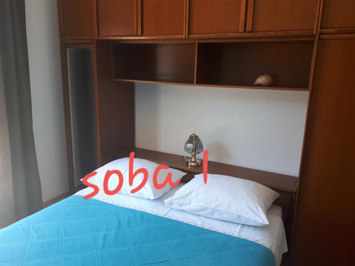 Apartman Emilio Baška Voda Eksteriør billede