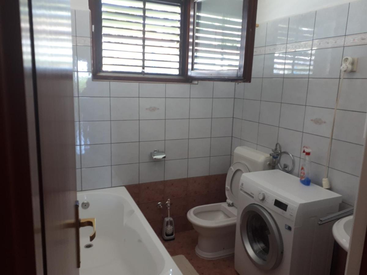 Apartman Emilio Baška Voda Eksteriør billede